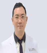 Dr. Tossapon Charoenwut